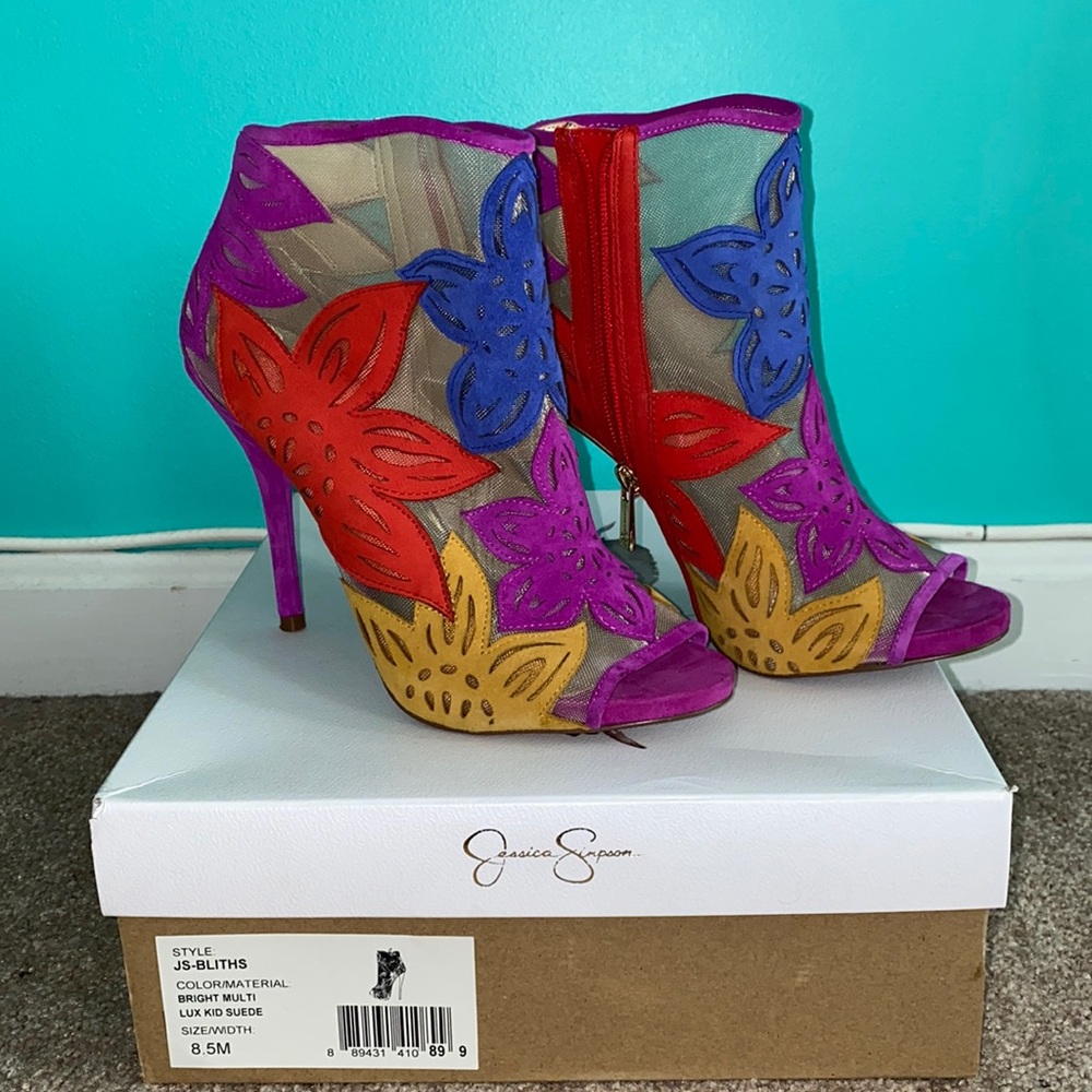 Jessica Simpson Suede heels